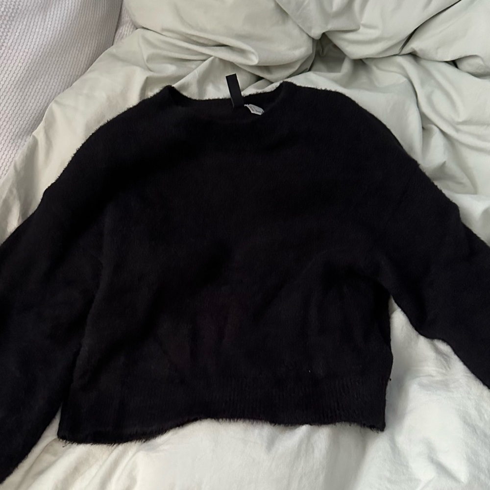 Cropped sweater